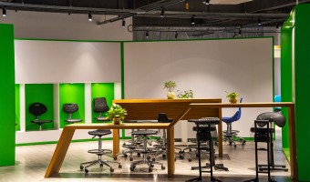 工厂环境-千亿官方网页版-展厅一角